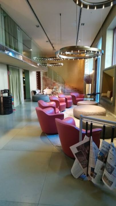 Lobby Hotel Enterprise