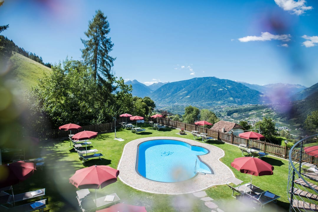 Freibad mit Garten Hotel Fürstenhof