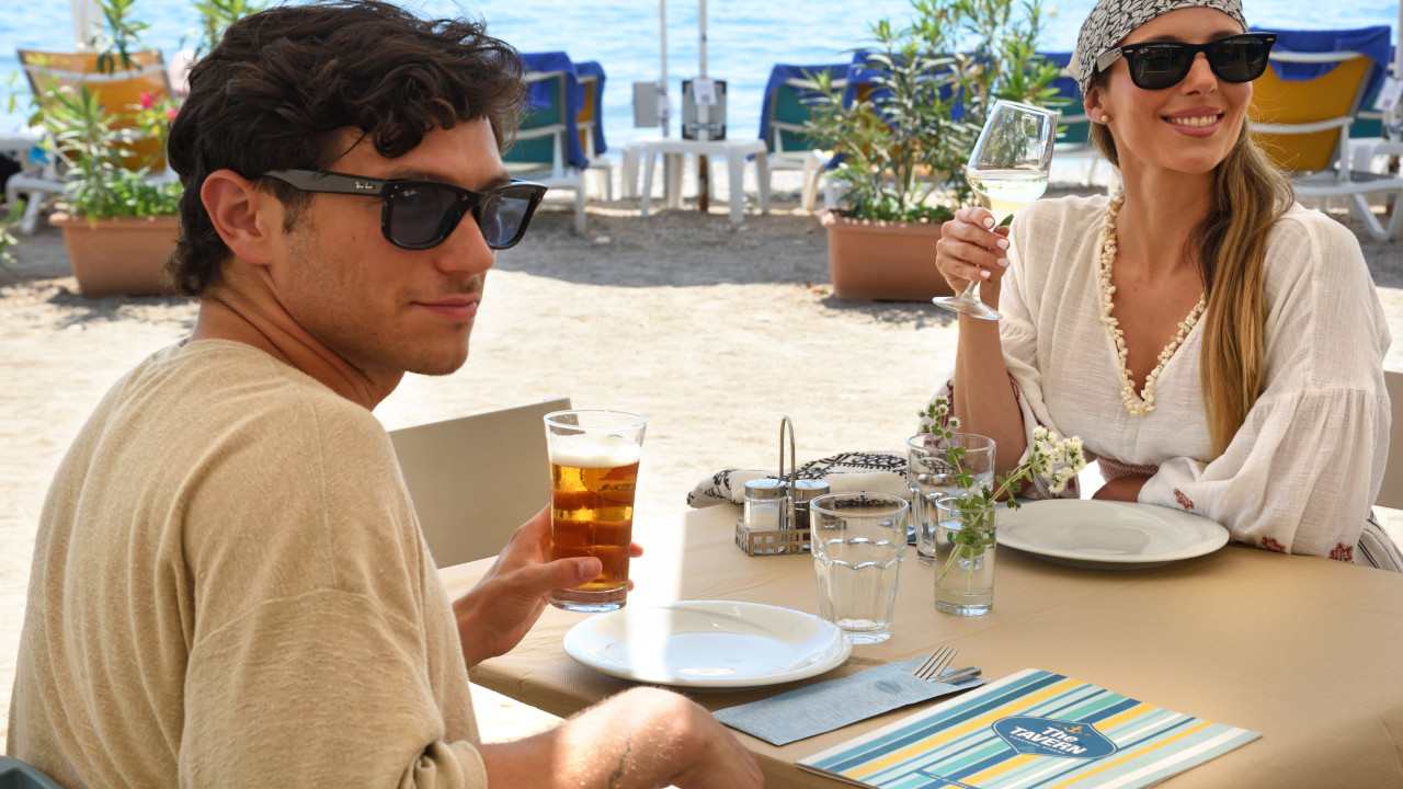 Strand Poseidon Athens Hotel