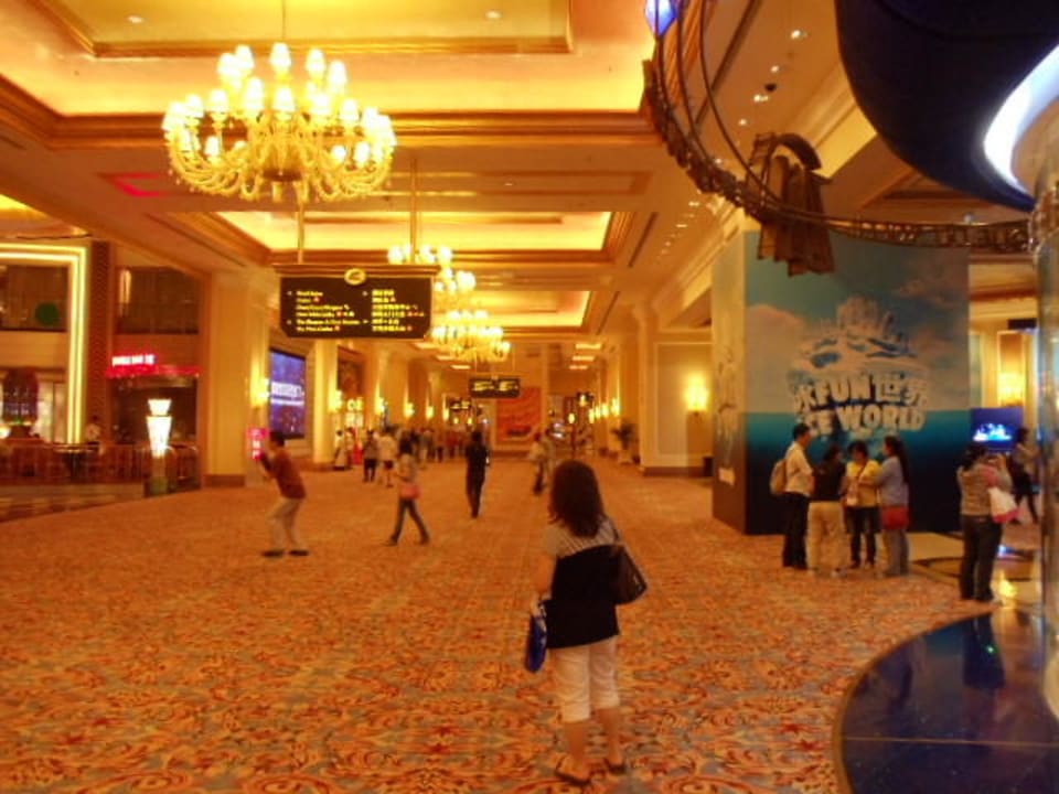 Gang im EG The Venetian Macao Resort & Casino