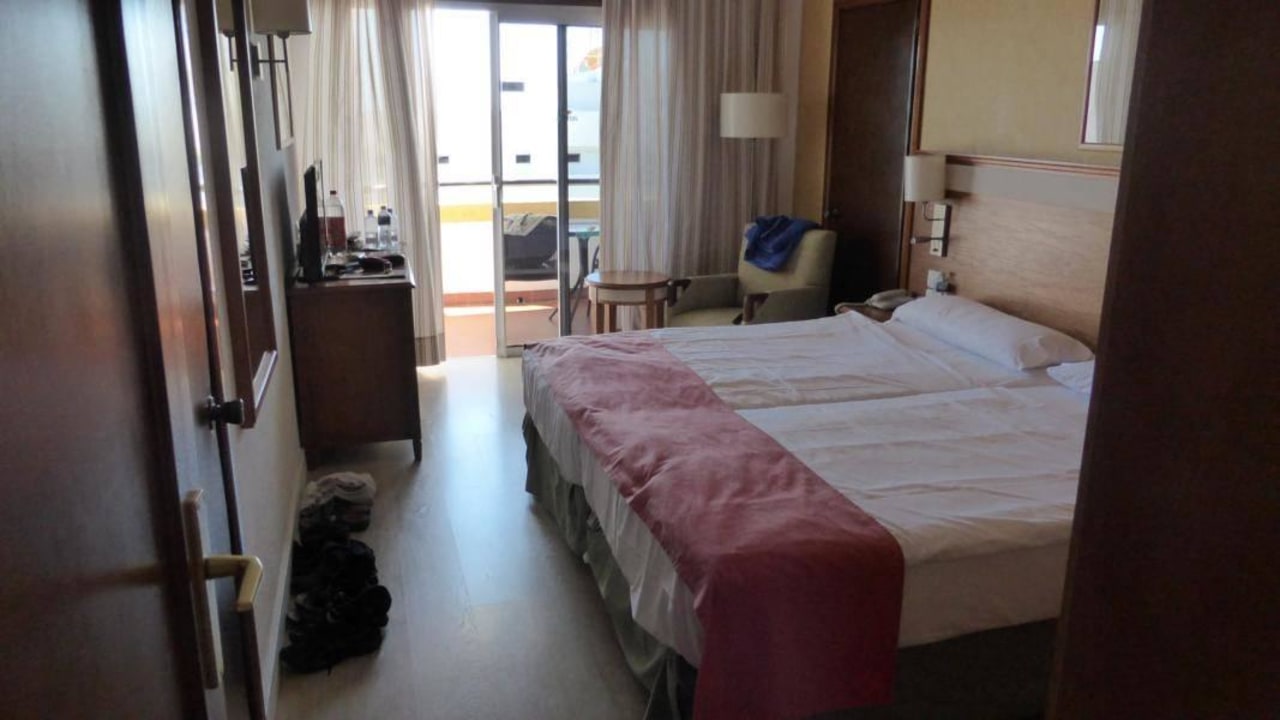 Sicht zum Balkon allsun Hotel Lucana