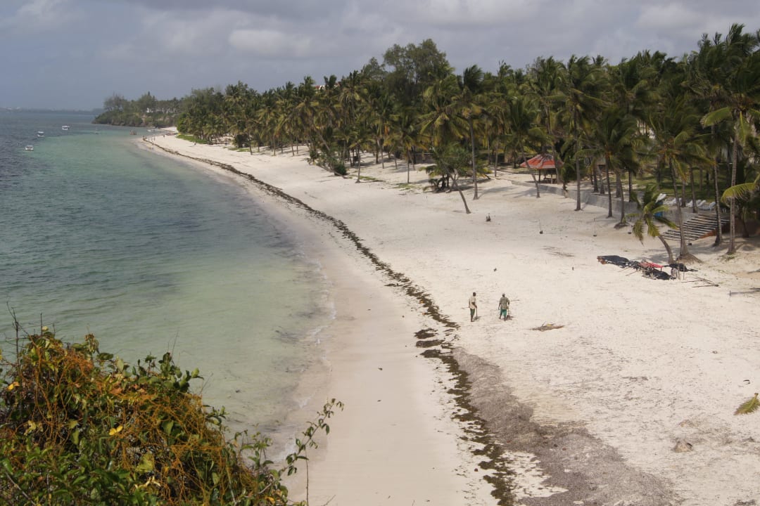 Blick auf den Shanzu Strand PrideInn Flamingo Beach Resort & Spa