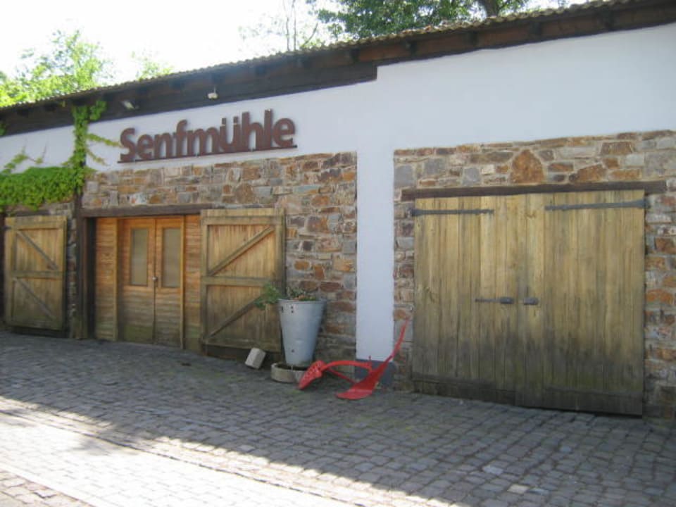 Senfmühle Eifel-Hotel Historische Wassermühle