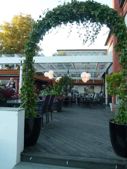 Terrasse Quality Hotel Grand Farris