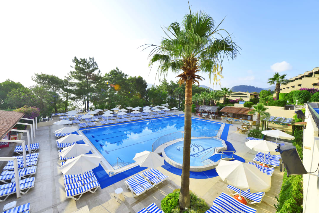 Pool Labranda Mares Marmaris