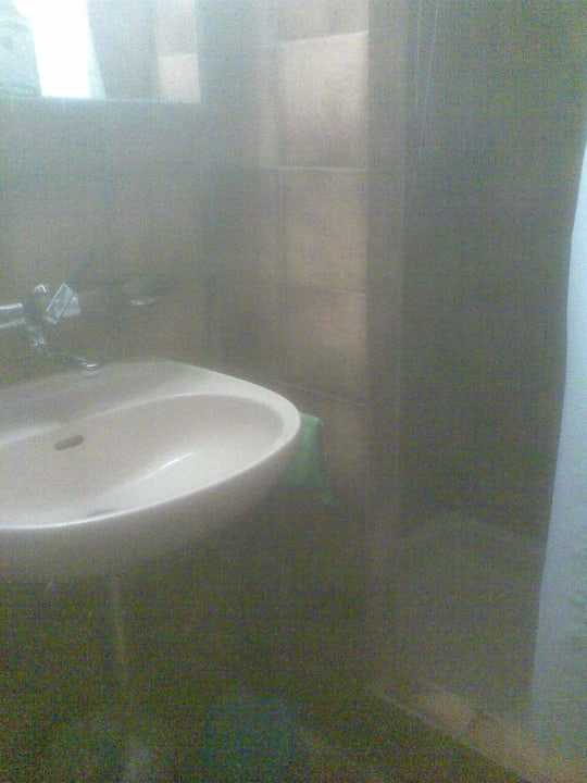 Dusche Ferienanlage Pany