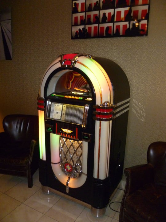 Jukebox  Hotel des Arts Montmatre