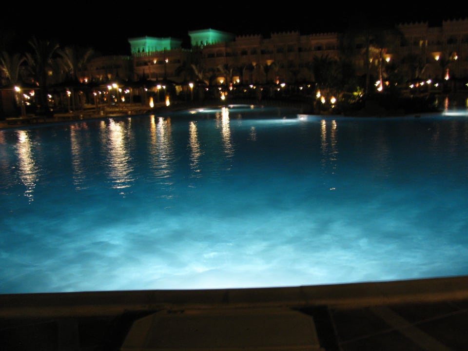 Ночной вид Pickalbatros Palace Resort