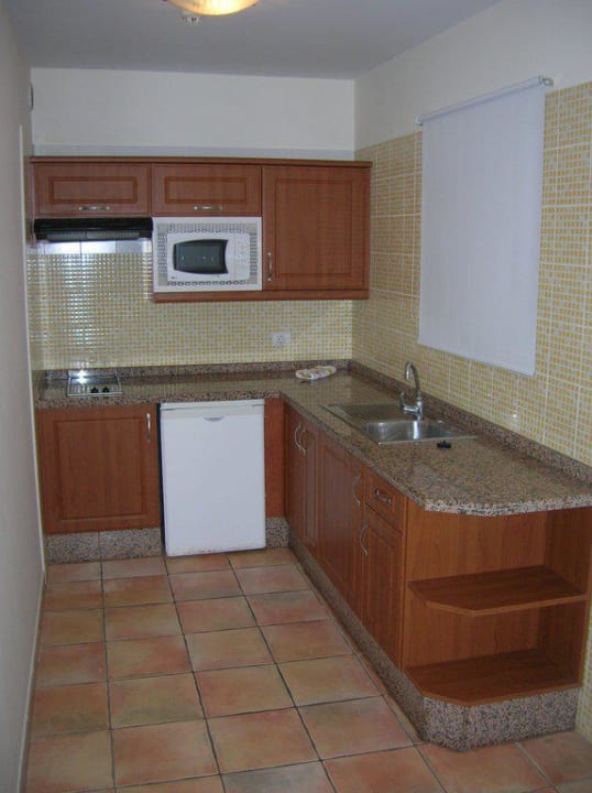 Einbauküche im Apartment Apartamentos La Caleta