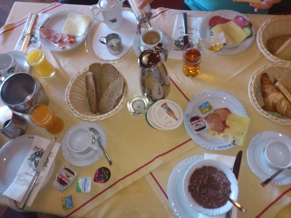 Haben wir uns vom Buffet geholt Hotel Gasthof Adler