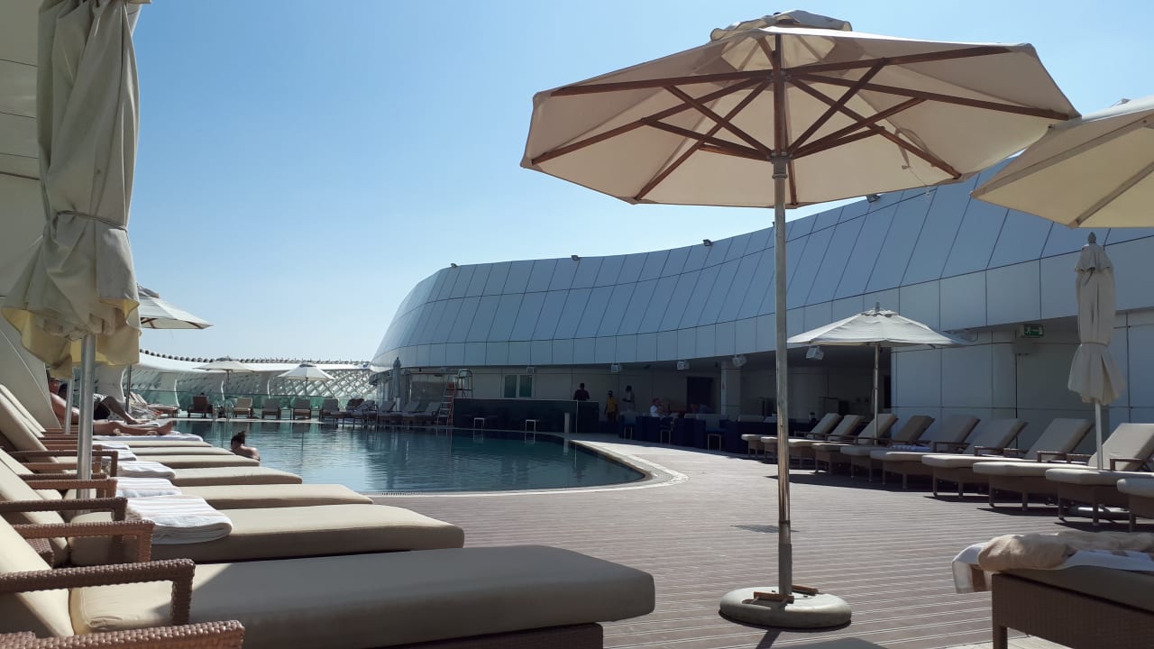 Pool W Abu Dhabi - Yas Island
