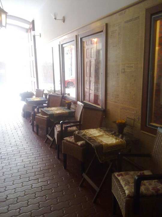 Вход в отель со стороны отеля. Hotel Salvador