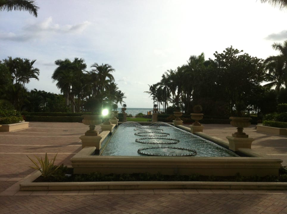 Blick aus der Lobby zum Strand Hotel The Ritz-Carlton Key Biscane