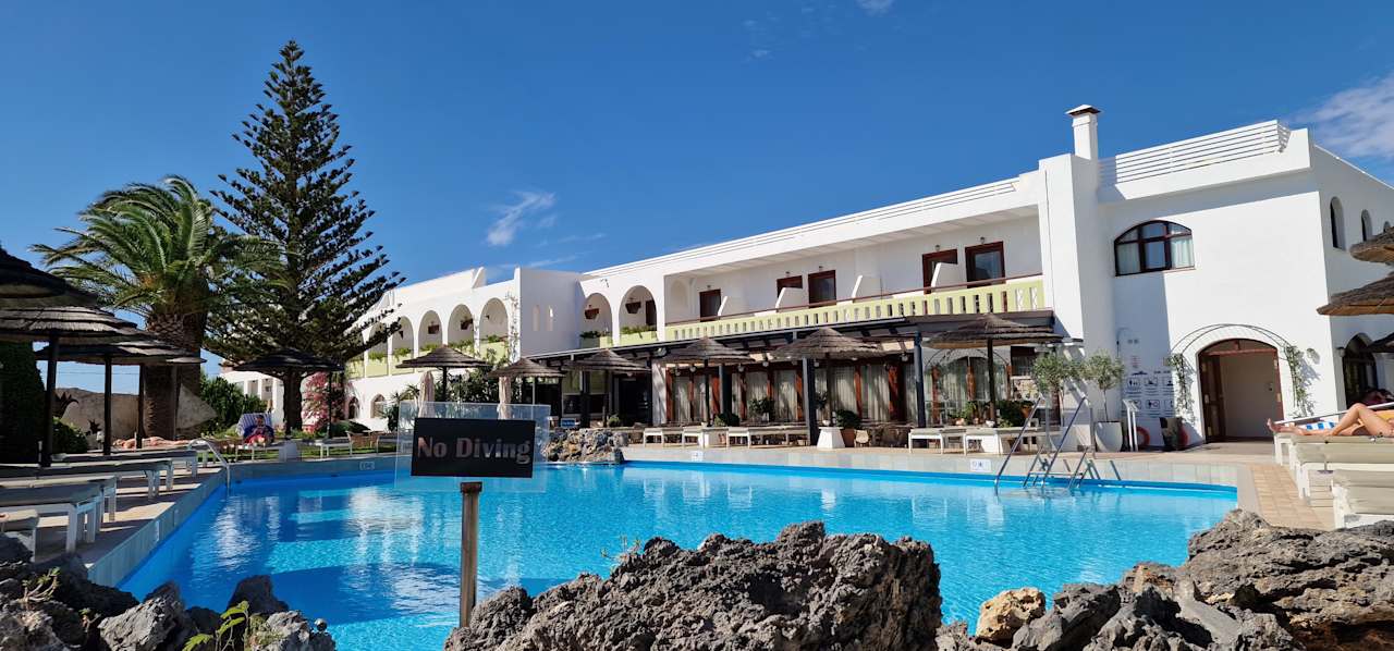 Pool Alianthos Garden Hotel