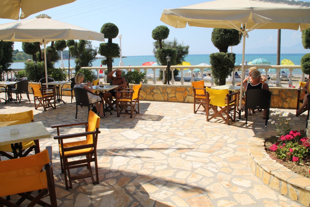 Bar Pool Ausblick Apartments Angela Beach