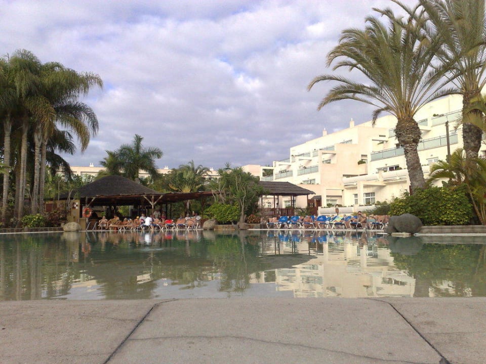 Pool Tabaiba Princess