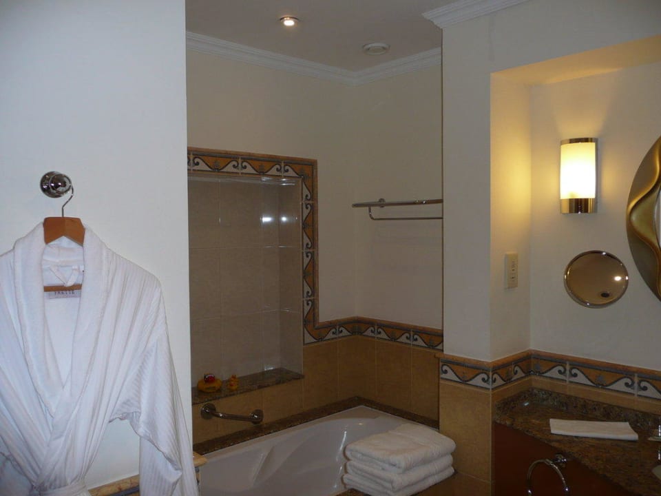 Bad Hotel Le Meridien Al Aqah Beach Resort