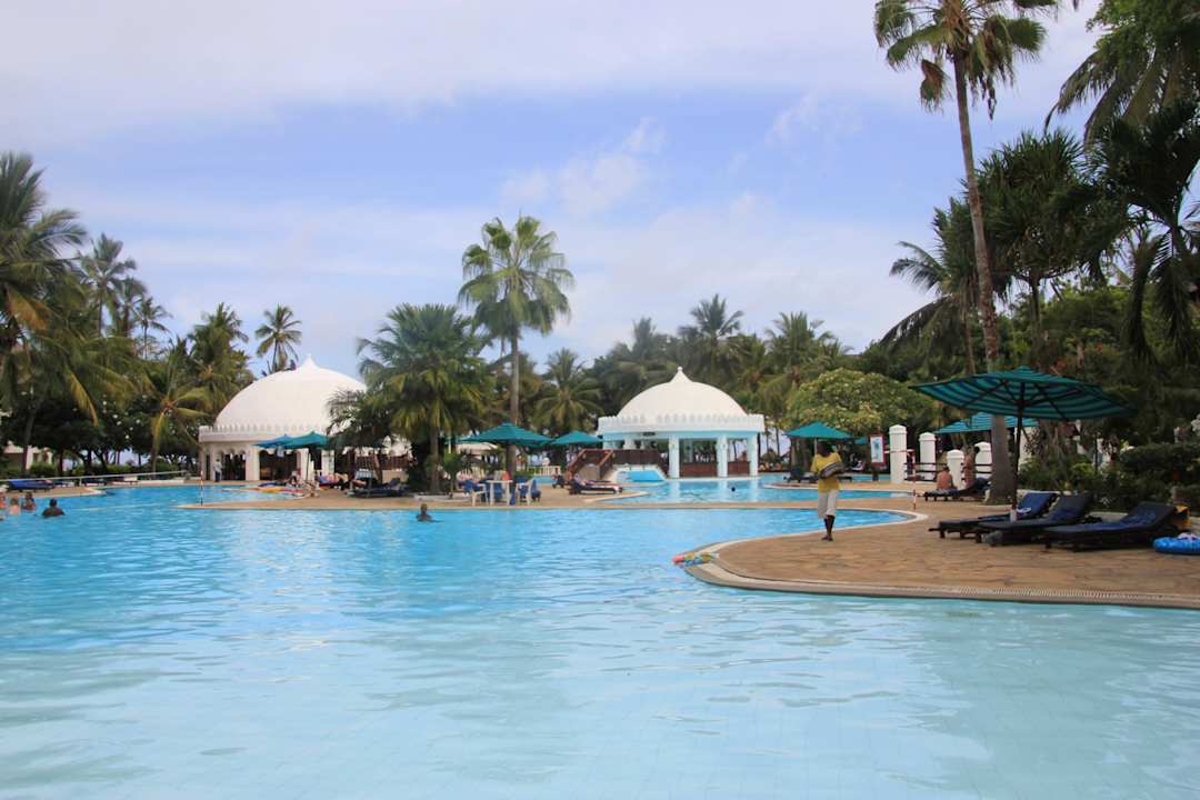 Pool Hotel Southern Palms Beach Resort