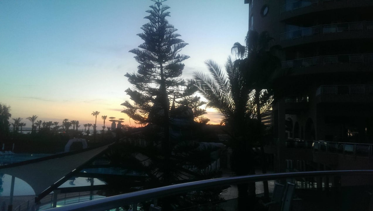 Ausblick am Abend von der Terrasse aus Arycanda Kirman Premium