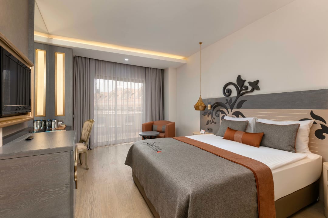 Zimmer Kirman Belazur Resort & Spa