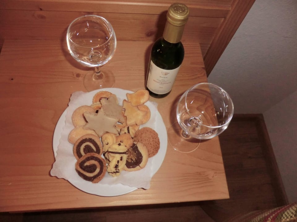 Geschenk der Chefin an Hl. Abend  Gasthaus Hirschen-Dorfmühle