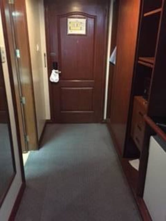 Eingang Hotel Tiara Oriental