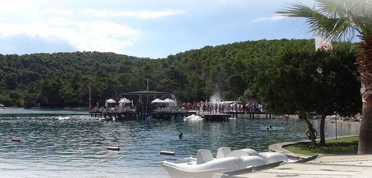 Jetzt geht´s los... Green Bay Resort & Spa