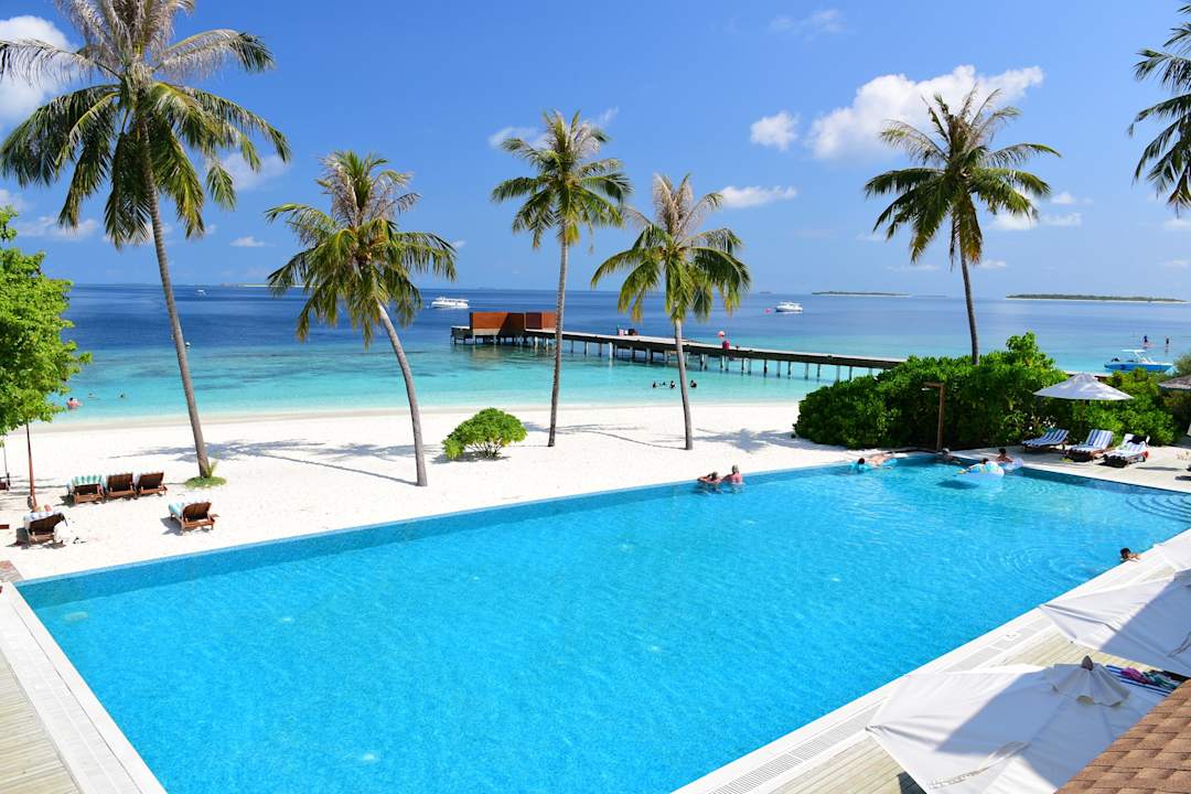 Pool Reethi Faru Resort