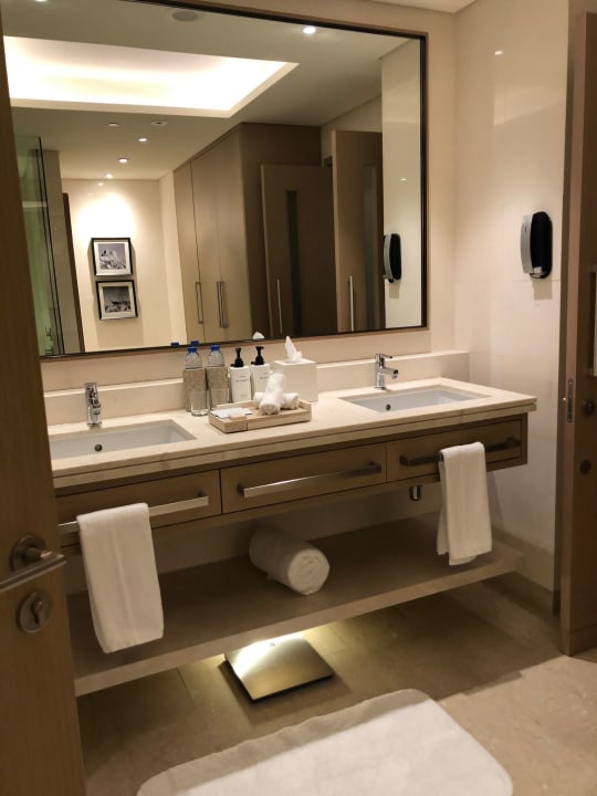 Zimmer InterContinental Fujairah Resort