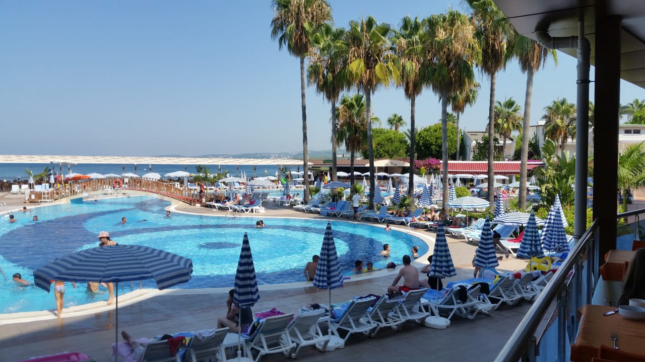 Pool Lonicera Resort & Spa Hotel