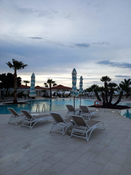Pool Grand Palladium Sicilia