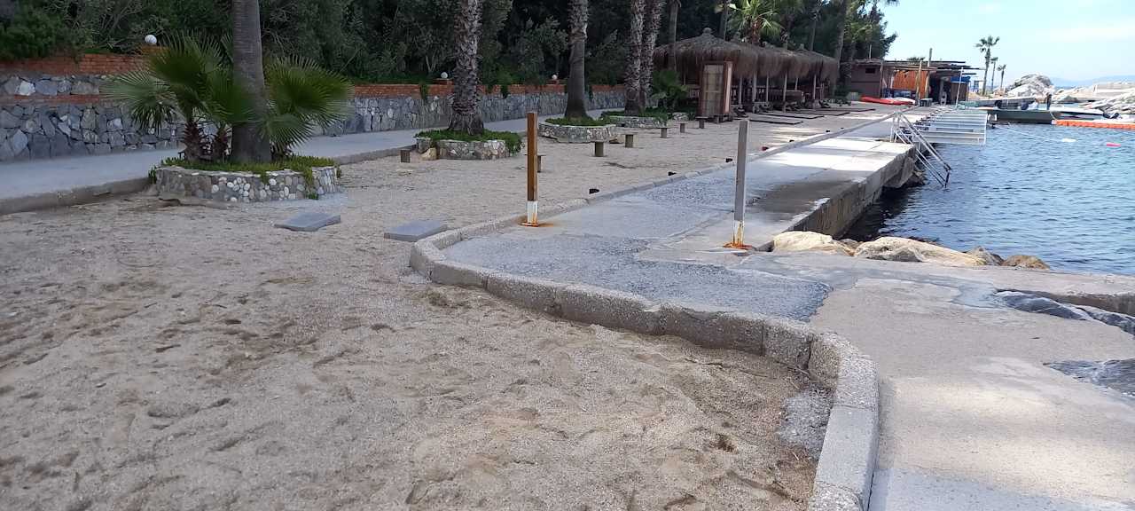 Strand Hotel Pine Bay Holiday Resort