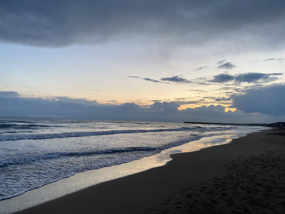 Strand Dream World Aqua Hotel