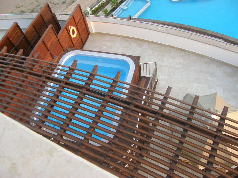 Privatpool auf der Terrasse Melas Lara Hotel