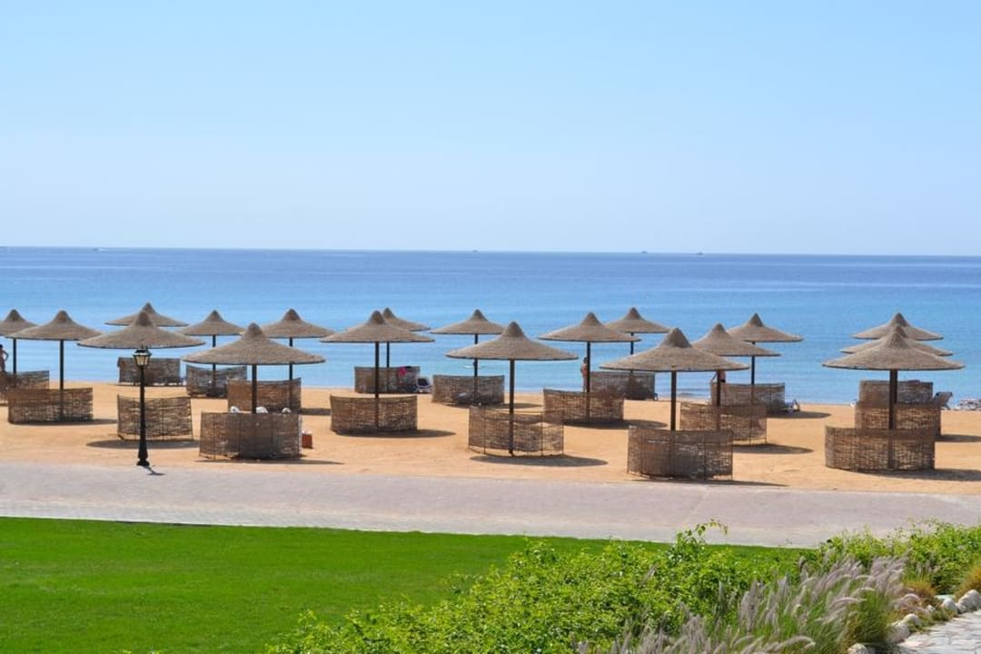 Plaża Old Palace Resort Sahl Hasheesh