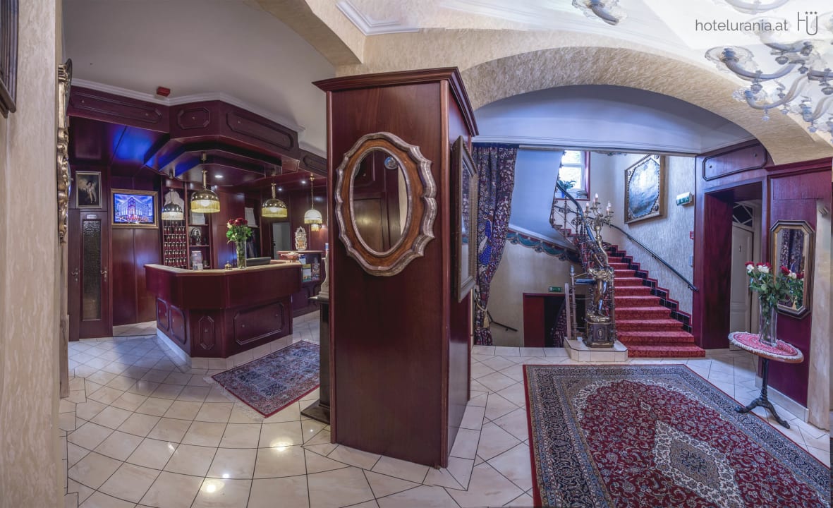 Lobby Hotel Urania
