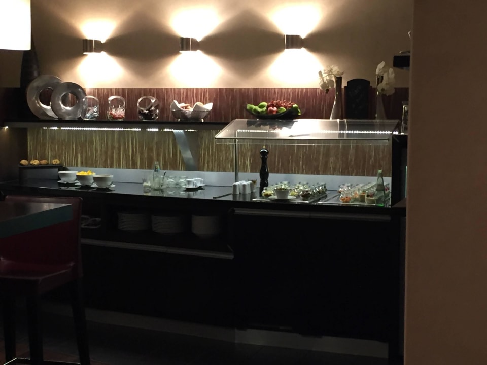 Snackangebot in der Club Lounge Sheraton Essen Hotel