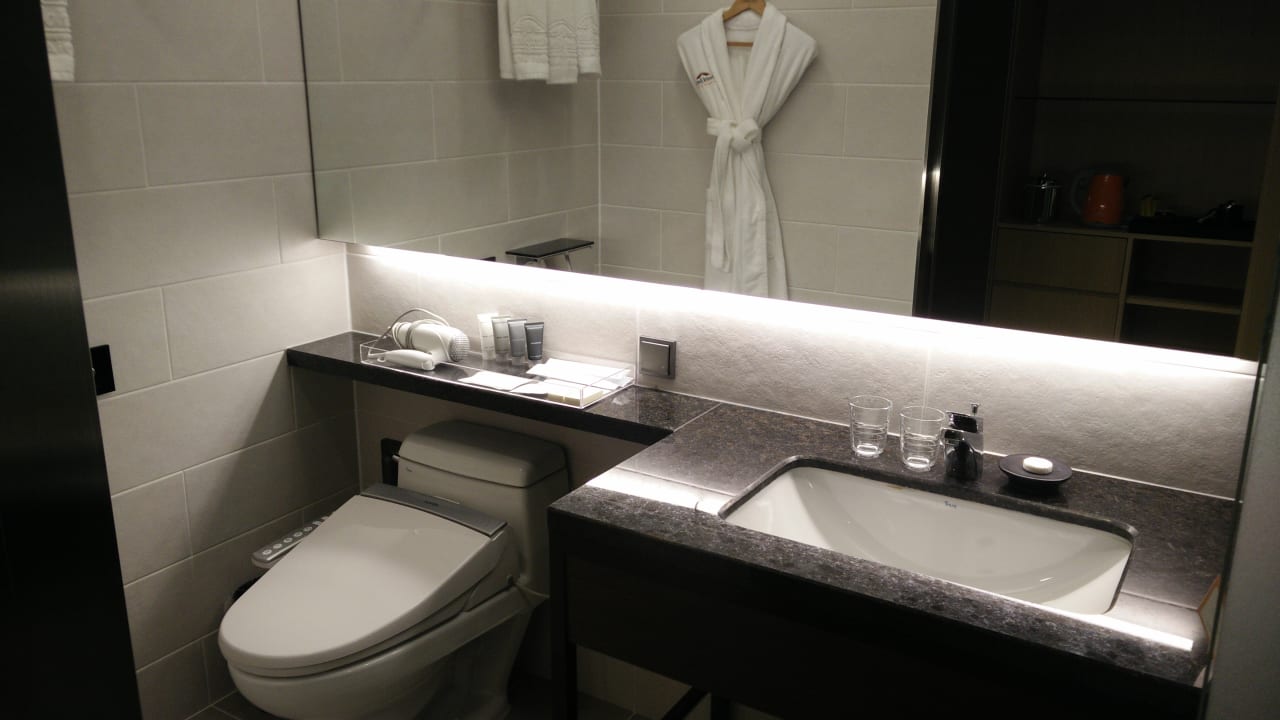 Zimmer Howard Johnson by Wyndham Incheon Airport