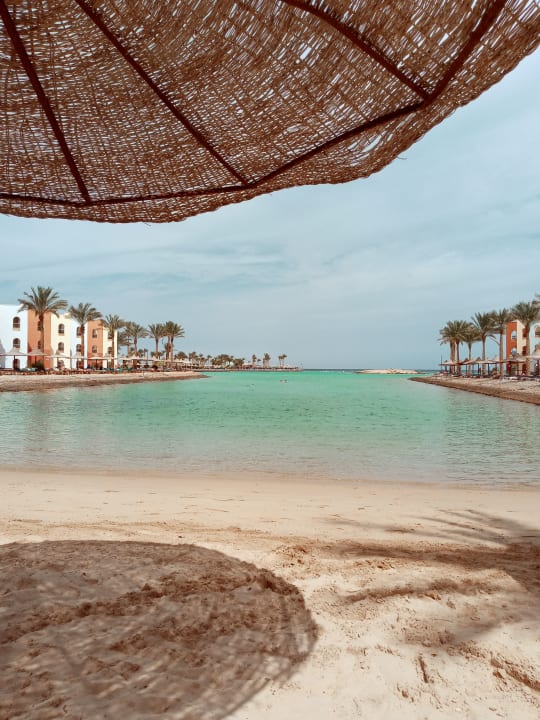 Strand Arabia Azur Resort