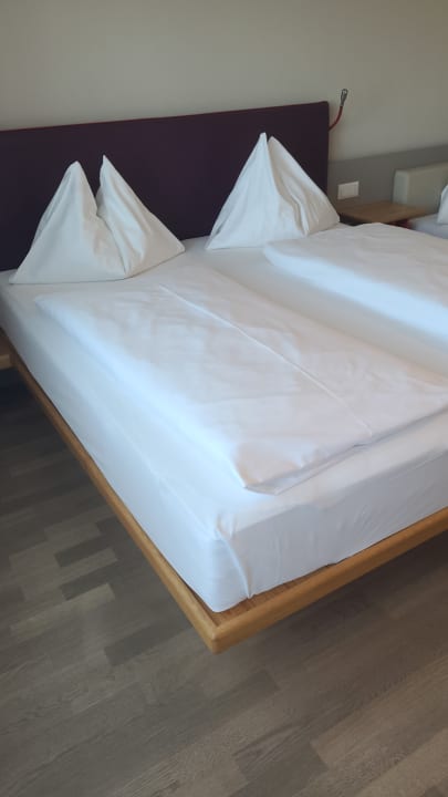 Zimmer All In Red Thermenhotel