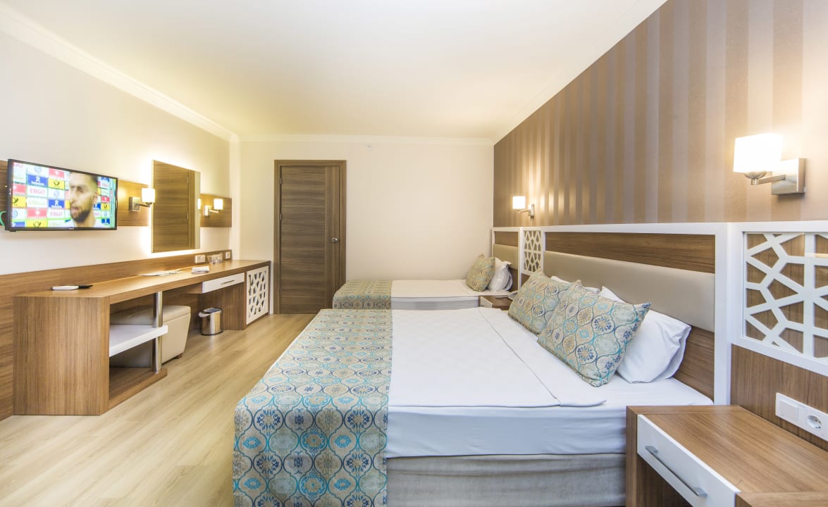 Zimmer Lonicera Resort & Spa Hotel