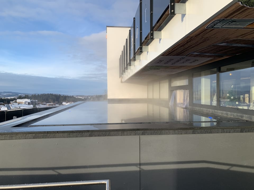 Pool 1. Bier & Wohlfühlhotel Gut Riedelsbach