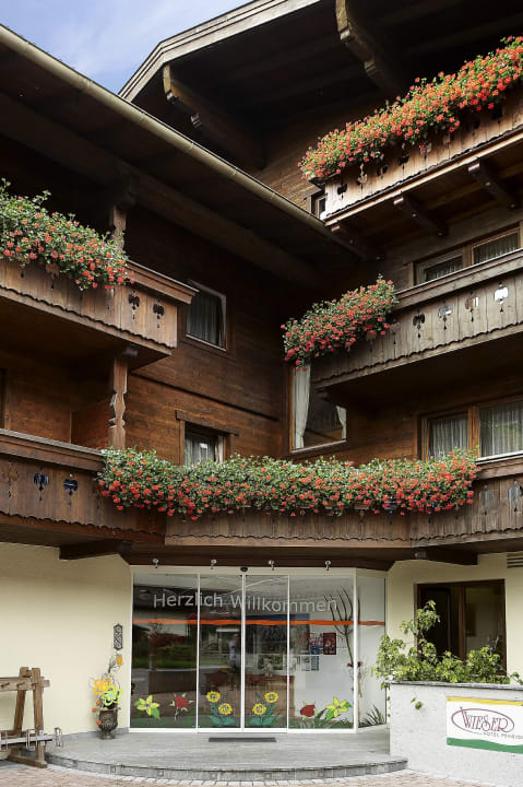 Außenansicht Hotel Wieser