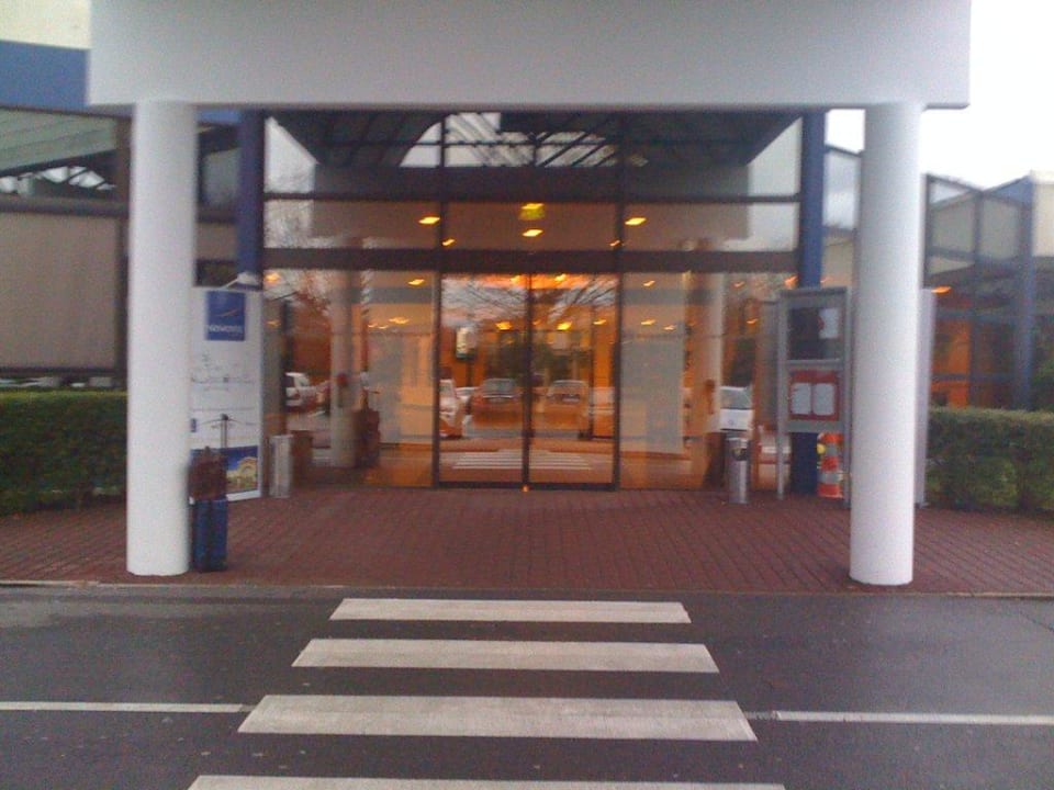 Das Tor zum Hotel Hotel Novotel Marne La Vallée Collégien