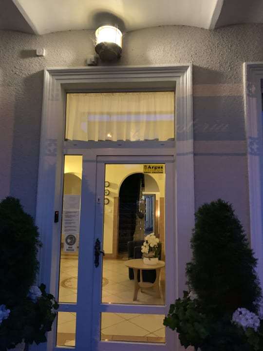 Außenansicht Villa Casteria