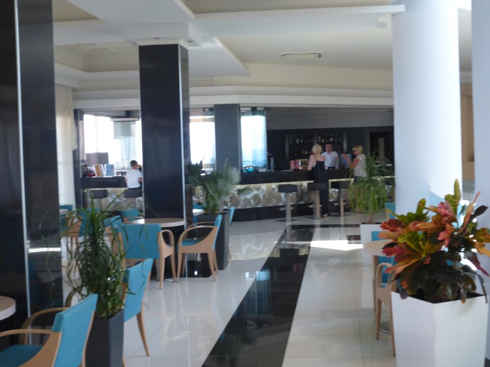 Lobby Grand Blue Beach Hotel
