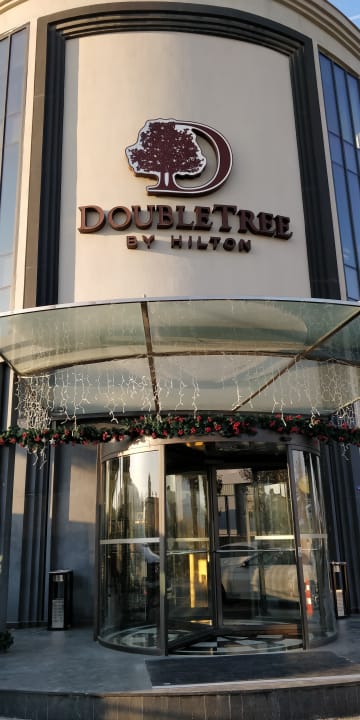 Außenansicht DoubleTree by Hilton Hotel Izmir Airport