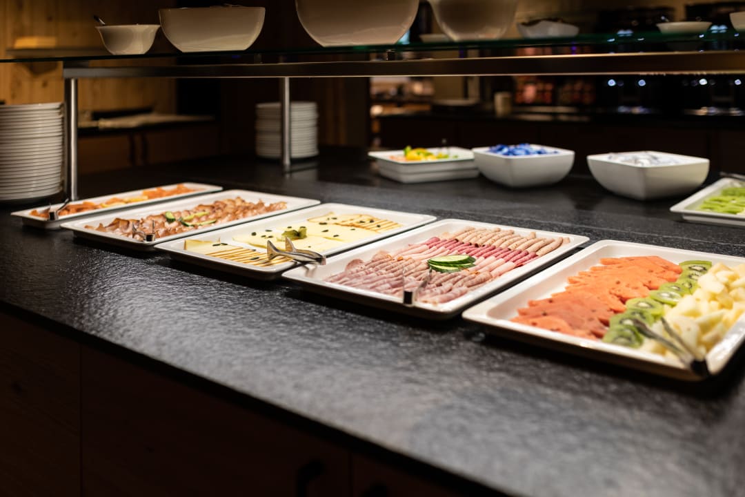 Gastro KOSIS Sports Lifestyle Hotel