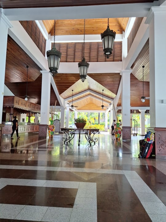 Lobby Playabachata Hotel