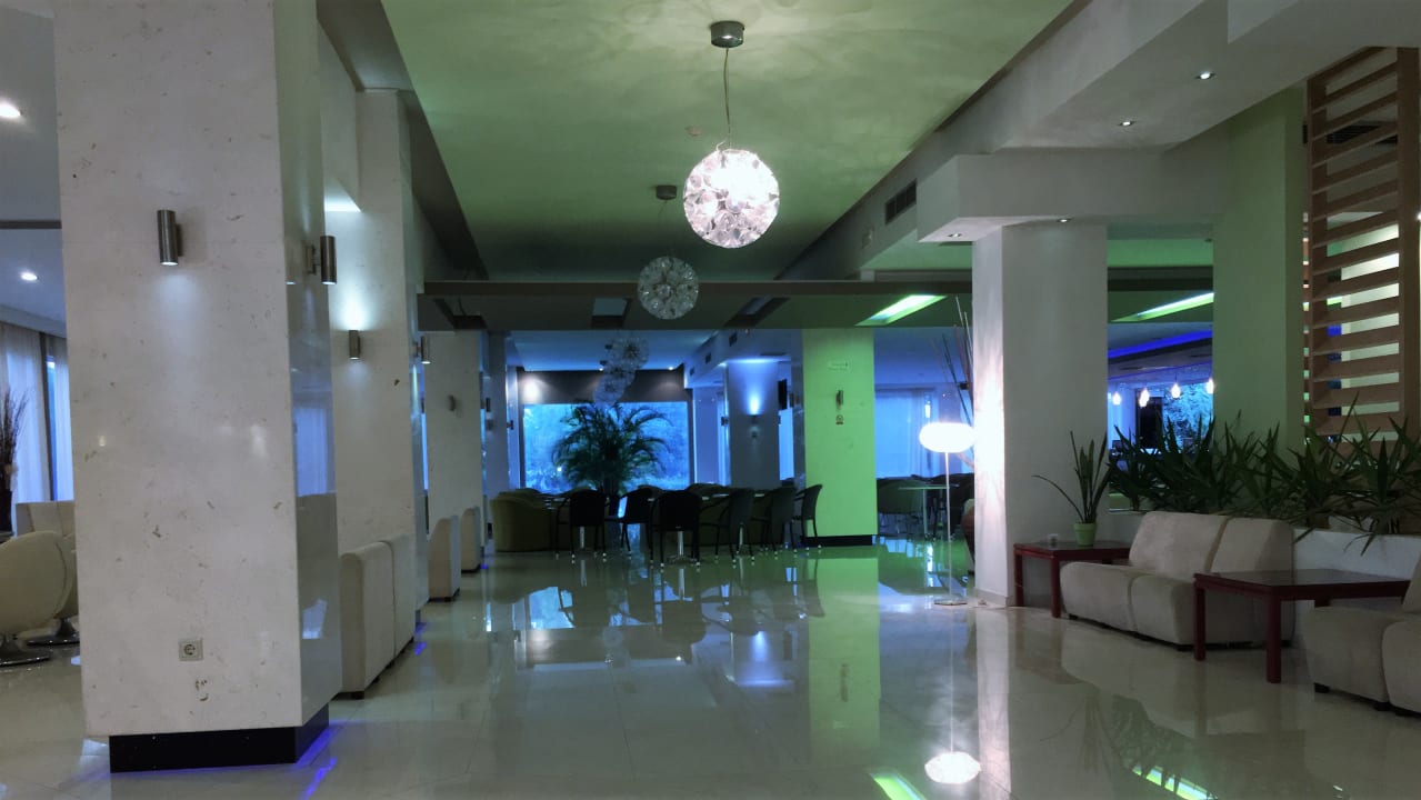 Lobby Hotel Cathrin